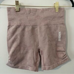Gymshark Adapt Camo Seamless Shorts Biker Athletic Women’s Medium Pink EUC
